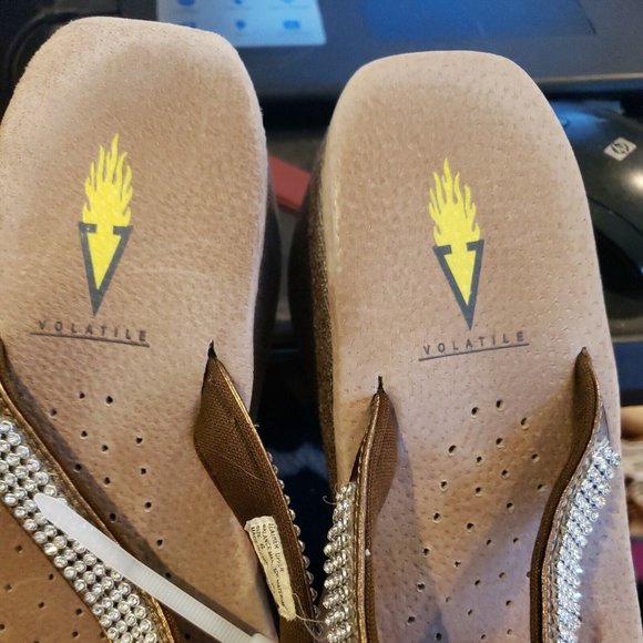 Volatile Tanorama Wedge Platform Flip Flop Sandals size 6 - Picture 2 of 11